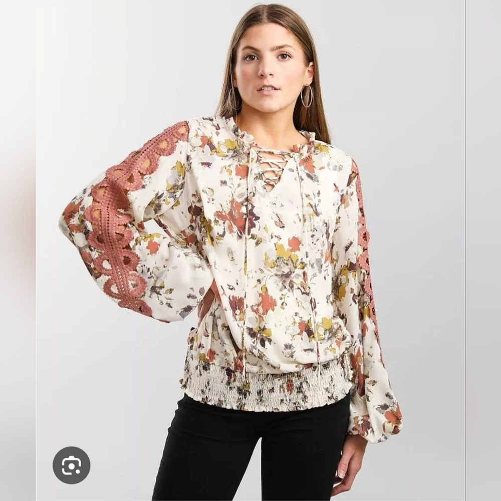 Buckle Black Floral Print Women's Top with Lace Sleeves And Lace Up Front